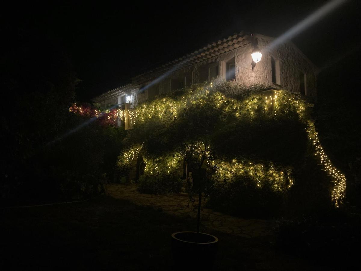 Appartement De Charme Au Calme Parking Gratuit La Colle-sur-Loup Ngoại thất bức ảnh