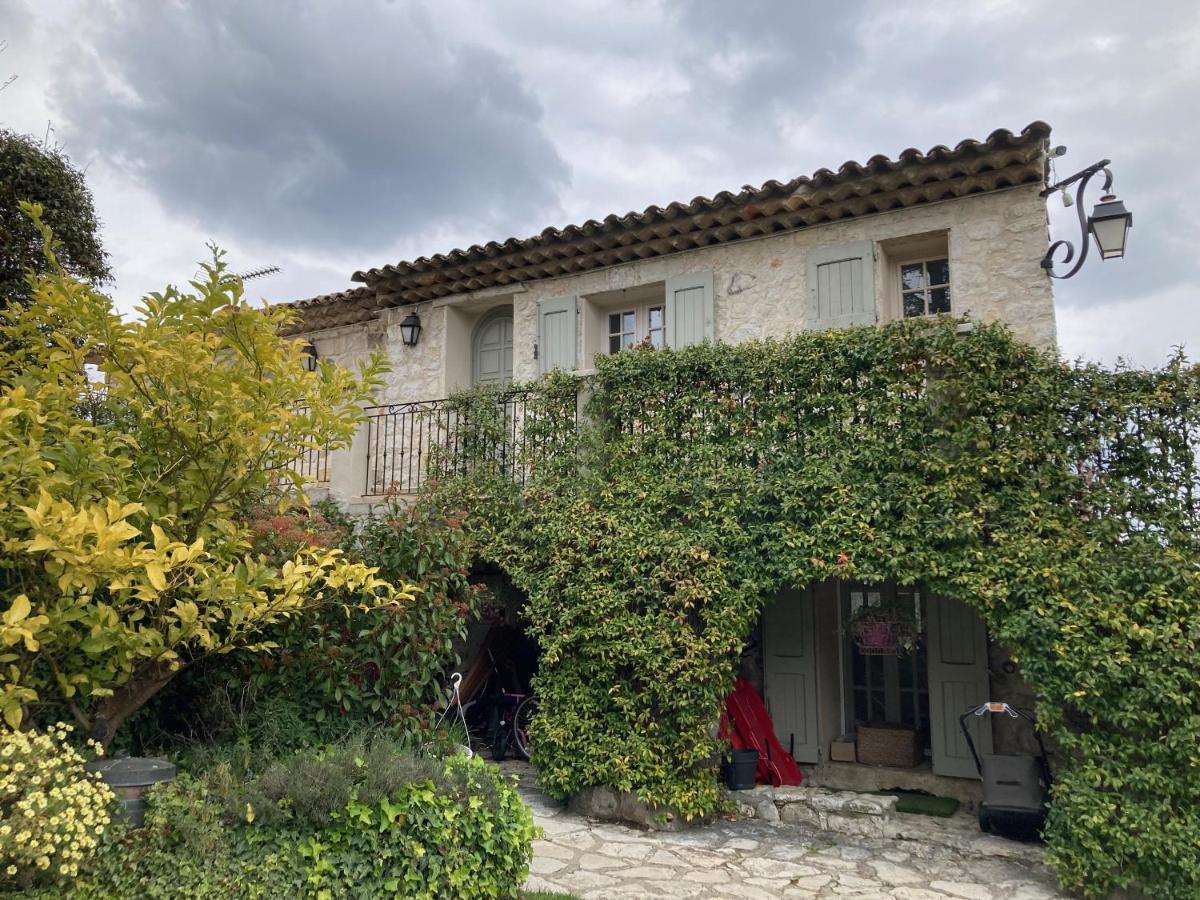 Appartement De Charme Au Calme Parking Gratuit La Colle-sur-Loup Ngoại thất bức ảnh